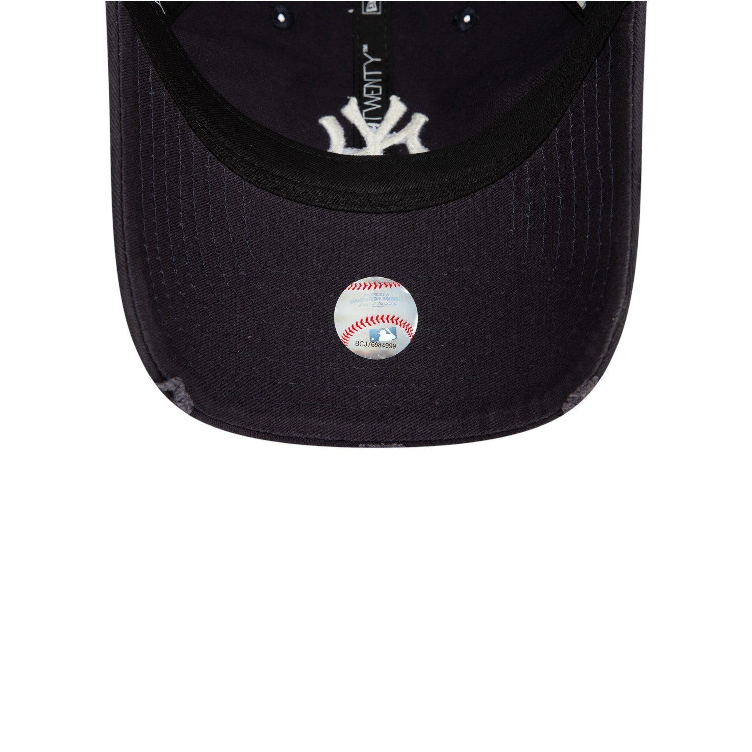 9TWENTY New York Yankees Distressed
