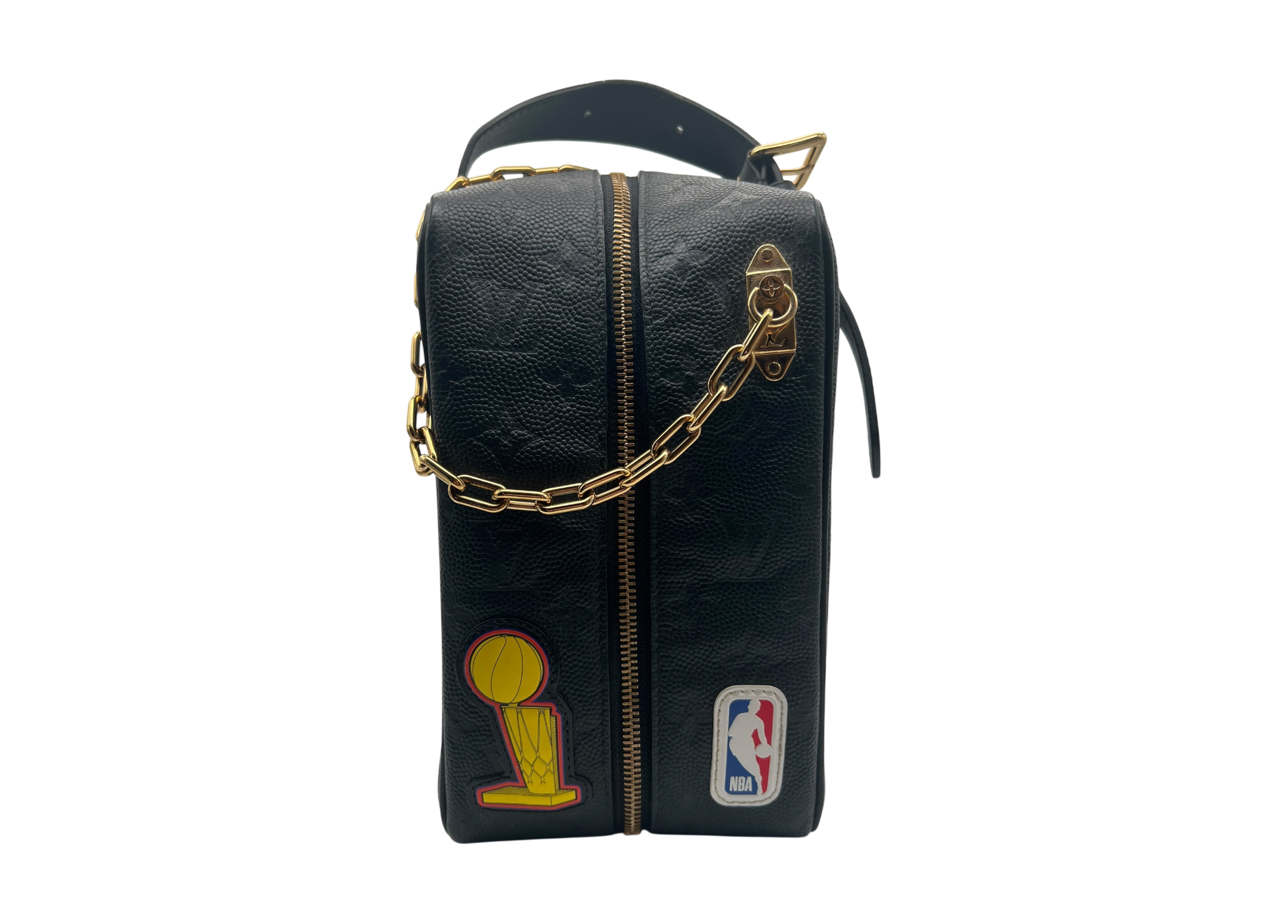 Louis Vuitton NBA Cloackroom Dopp Kit Leather Black COND 8.8/10