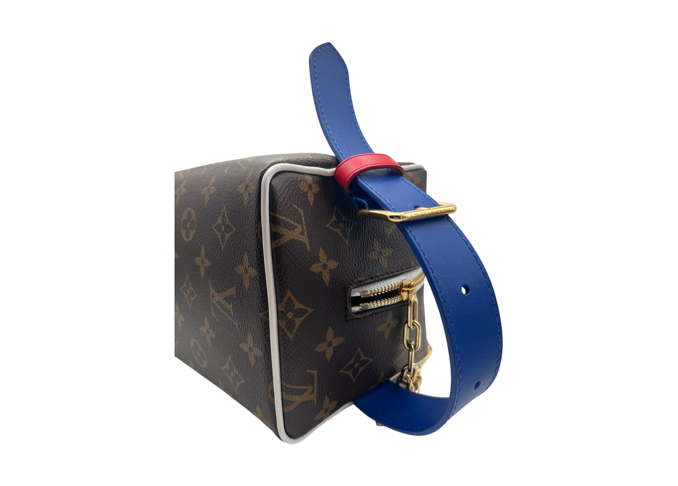 Louis Vuitton NBA Cloackroom Dopp Kit Monogram COND 9.5/10