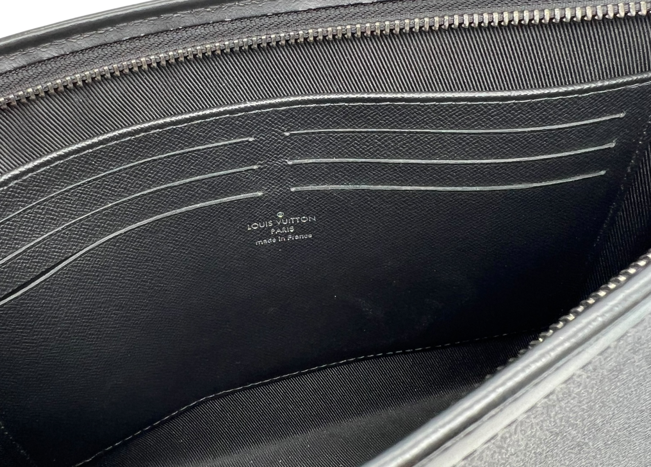 Louis Vuitton Pochette Monogram COND 9/10