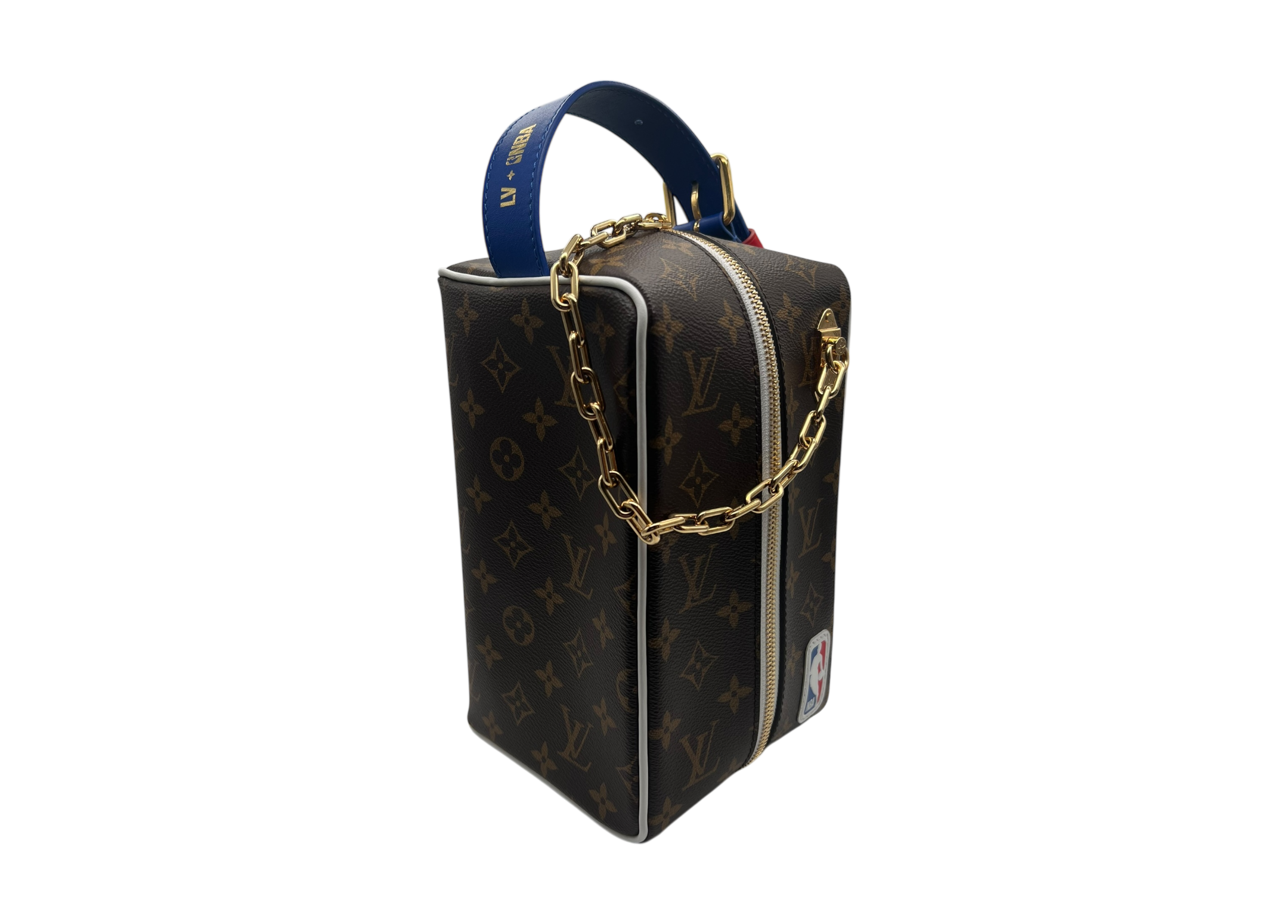 Louis Vuitton NBA Cloackroom Dopp Kit Monogram COND 9.5/10
