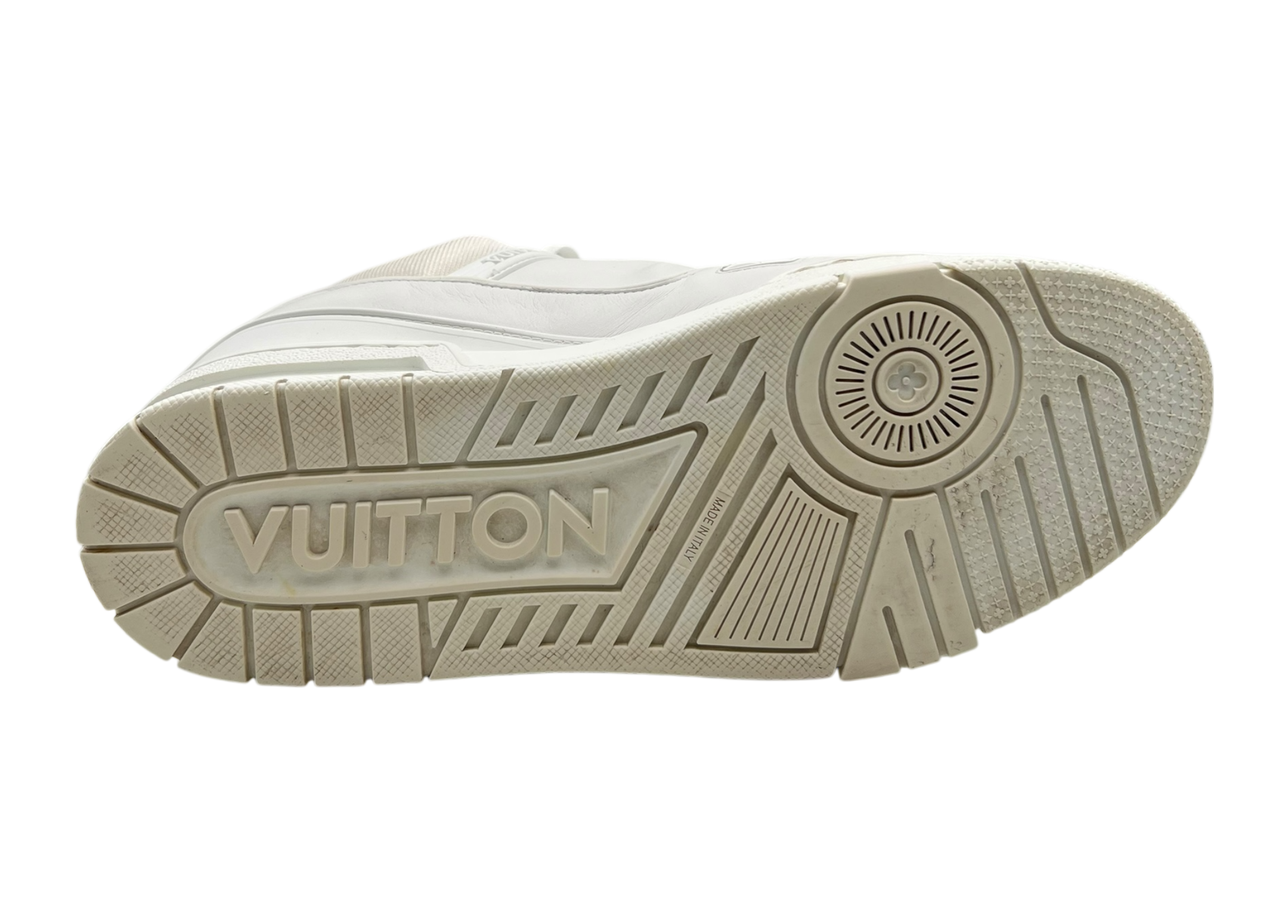 Louis Vuitton Trainer Triple White COND 9/10 (NO BOX)