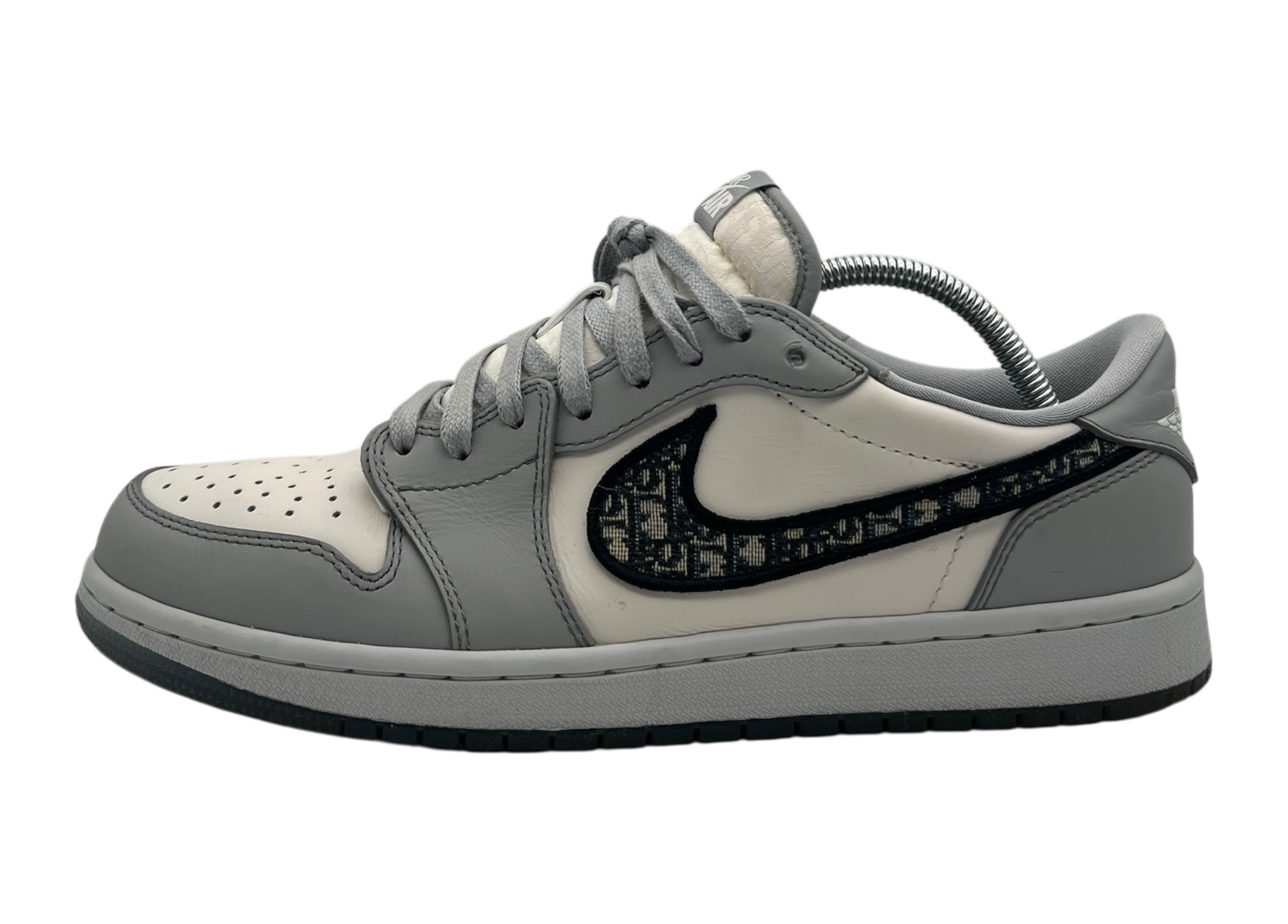 Jordan 1 Low Dior 6921/8500 COND 8.8/10 (NO BOX)