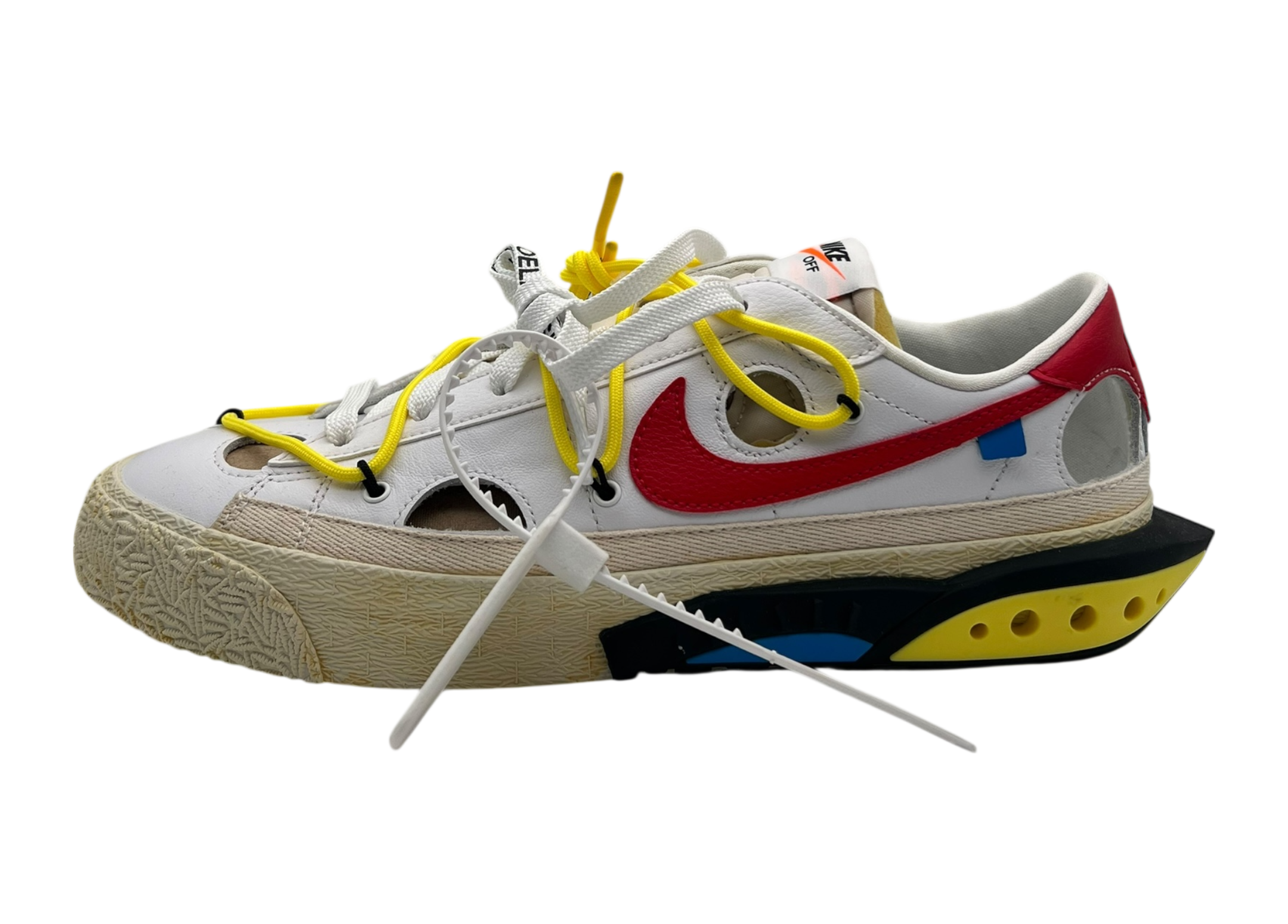 Blazer Low Off-White University Red COND NEW (NO BOX)