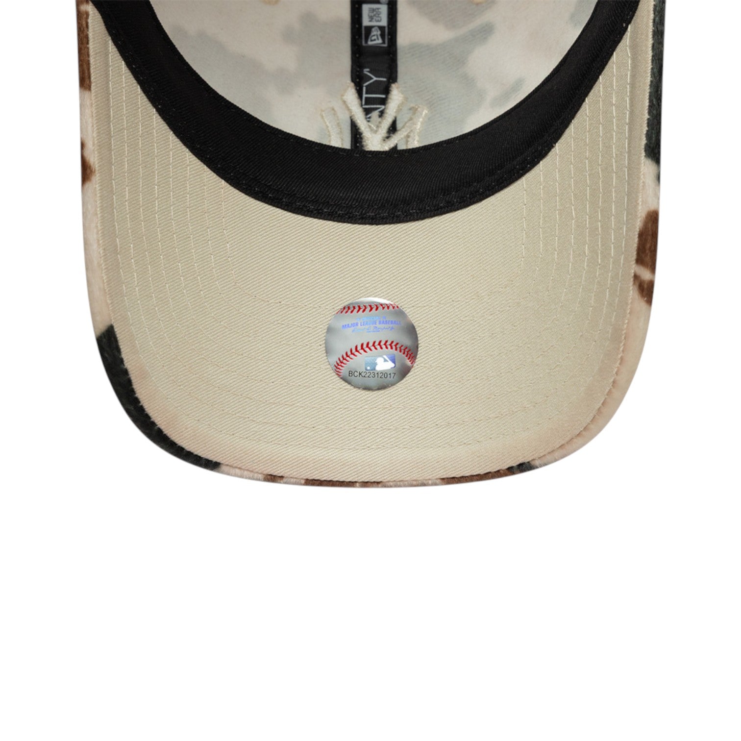 9TWENTY New York Yankees Animal Print Beige