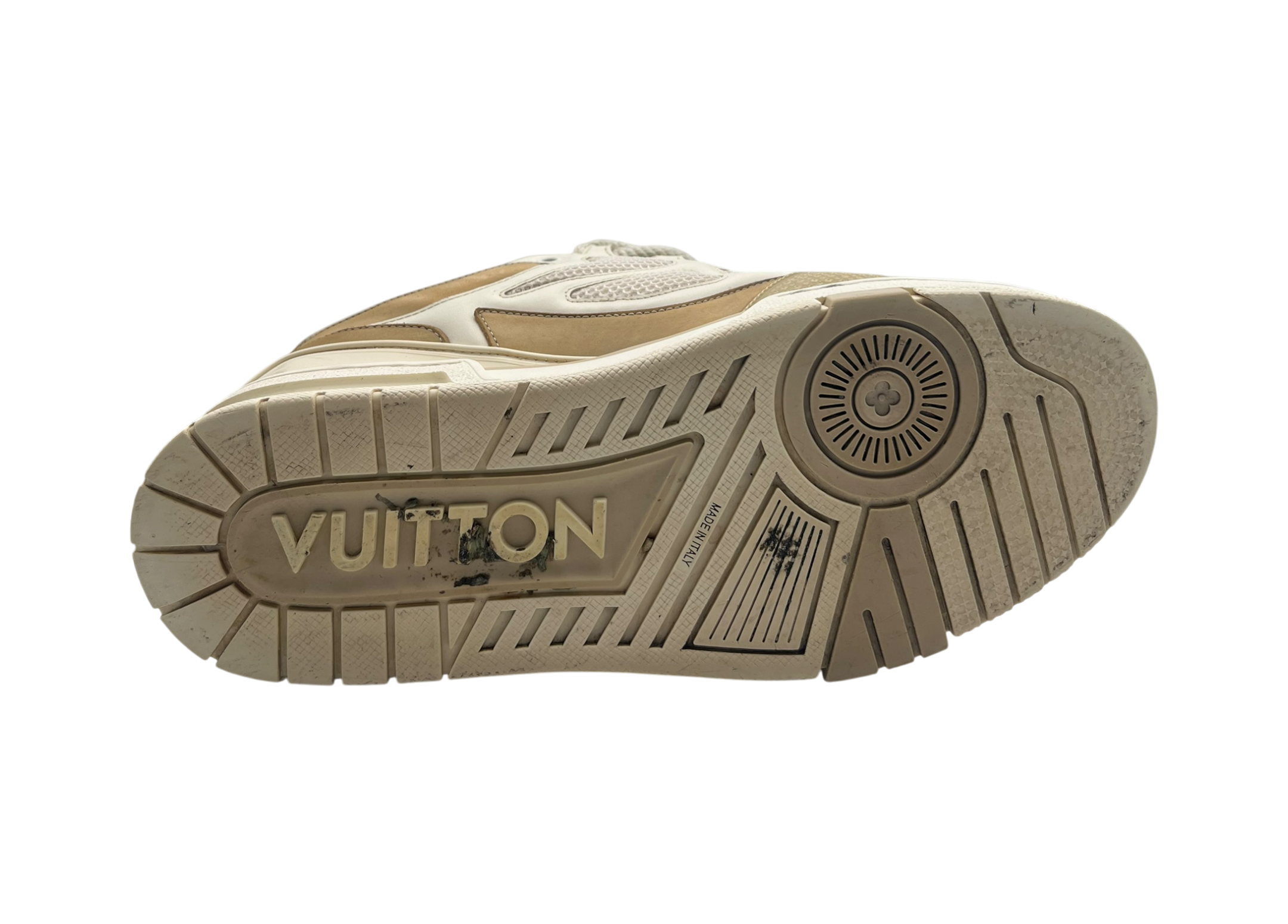 Louis Vuitton Skate Beige COND 8/10 (NO BOX)