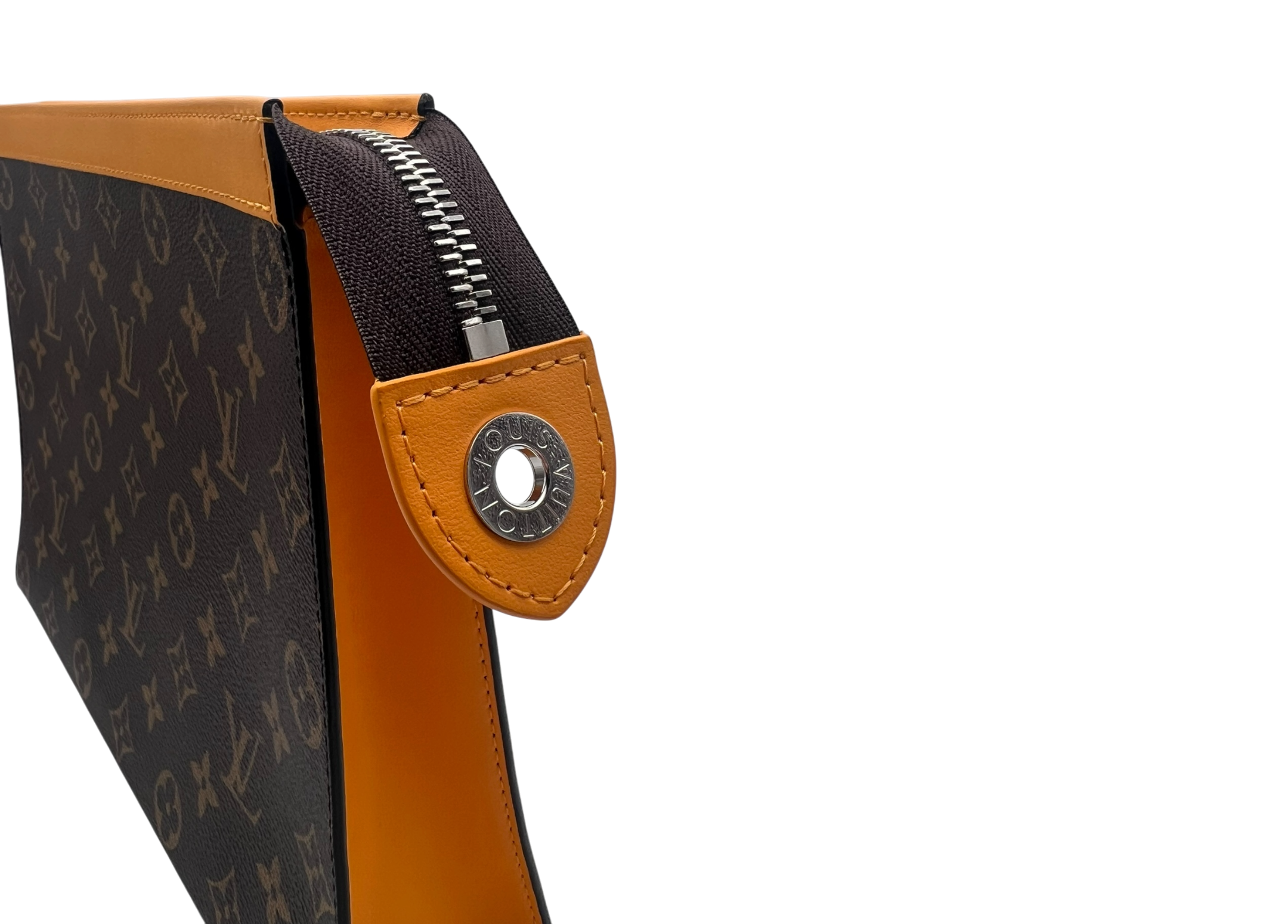 Louis Vuitton Pochette Voyage MM COND NEW