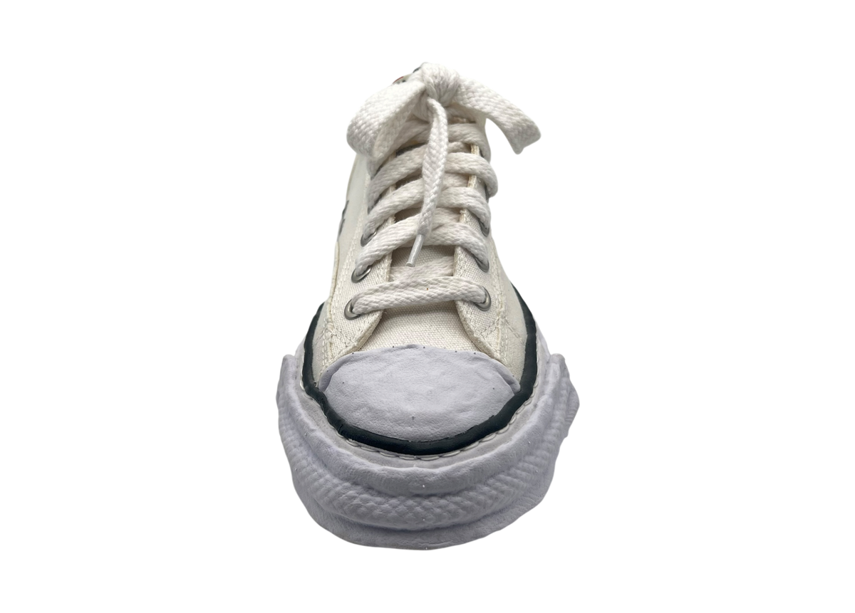 Mihara Yasuhiro Peterson 23 OG White COND 9.5/10 (NO BOX)