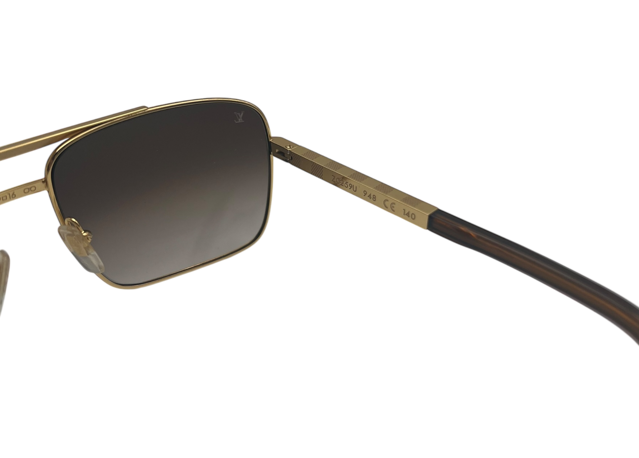 Louis Vuitton Sunglasess Attitude COND 9/10