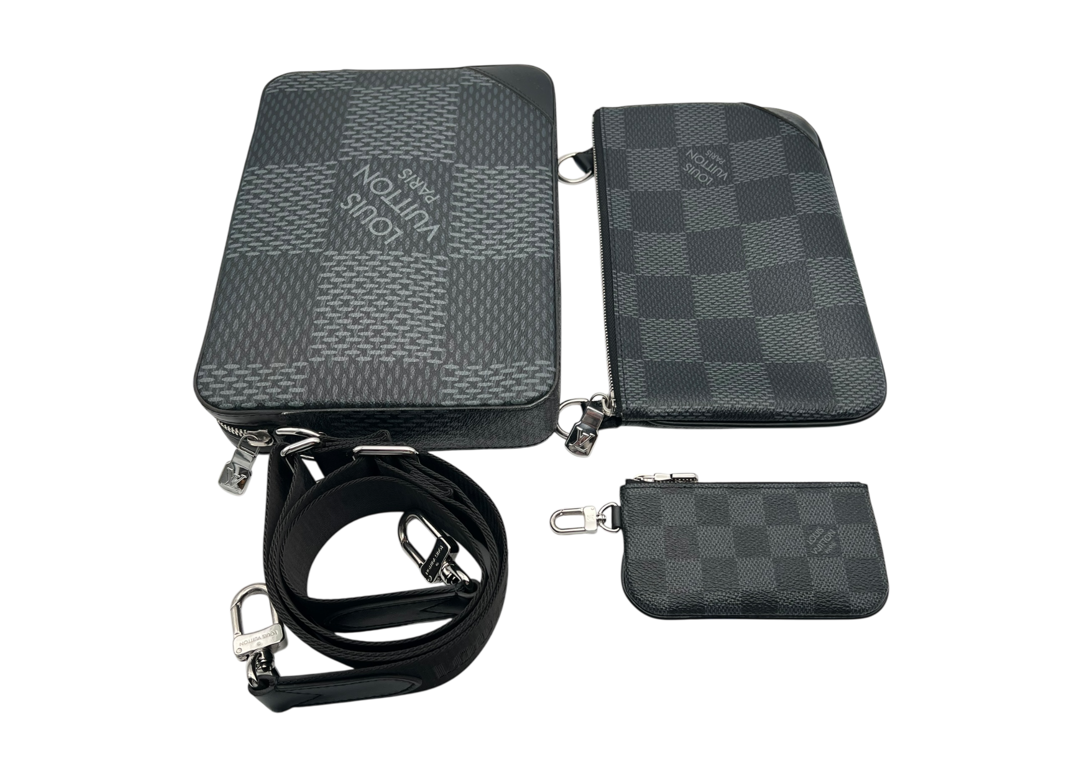 Louis Vuitton Bag Trio Messenger Damier Graphite COND 9.5/10