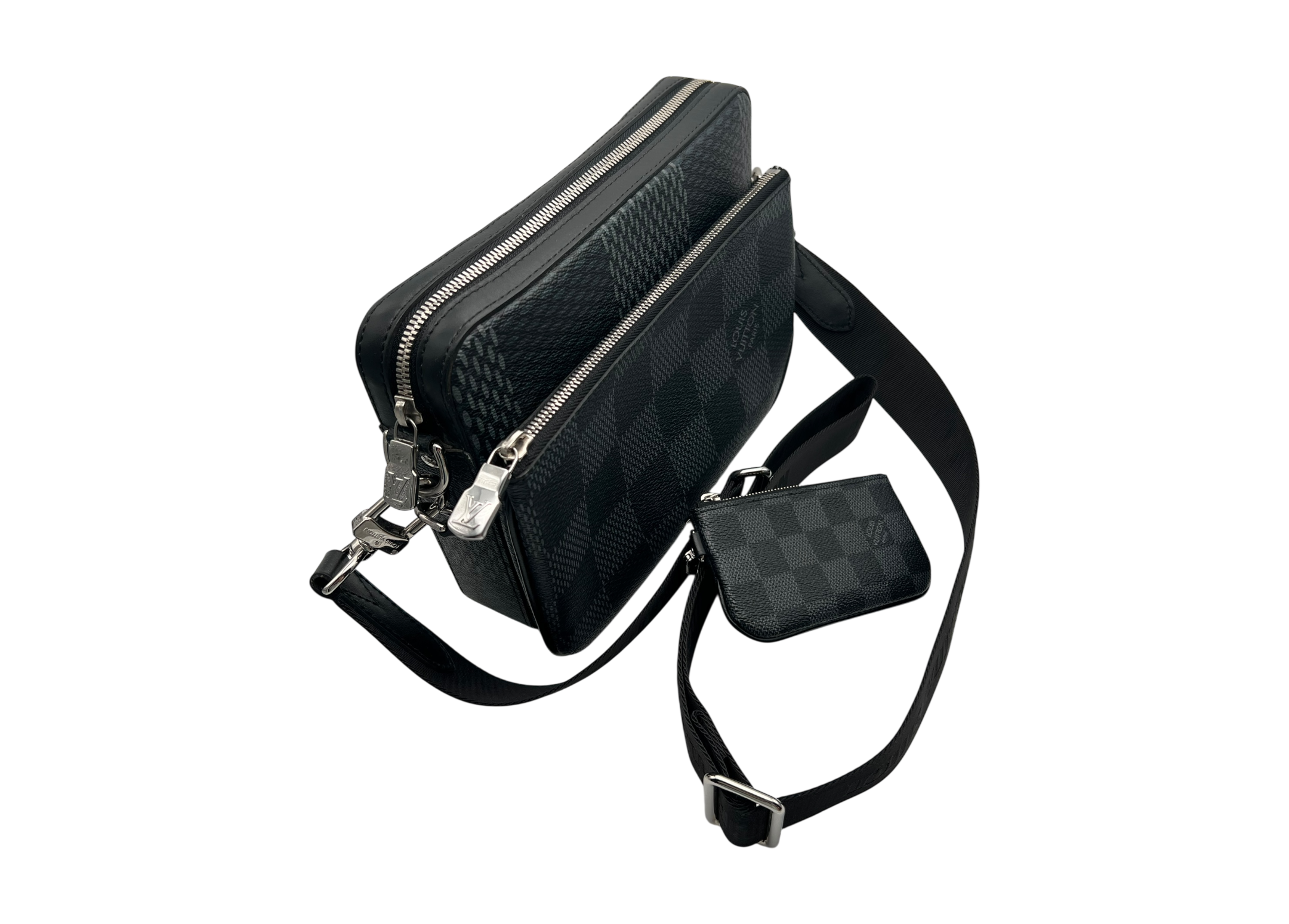 Louis Vuitton Bag Trio Messenger Damier Graphite COND 9.5/10