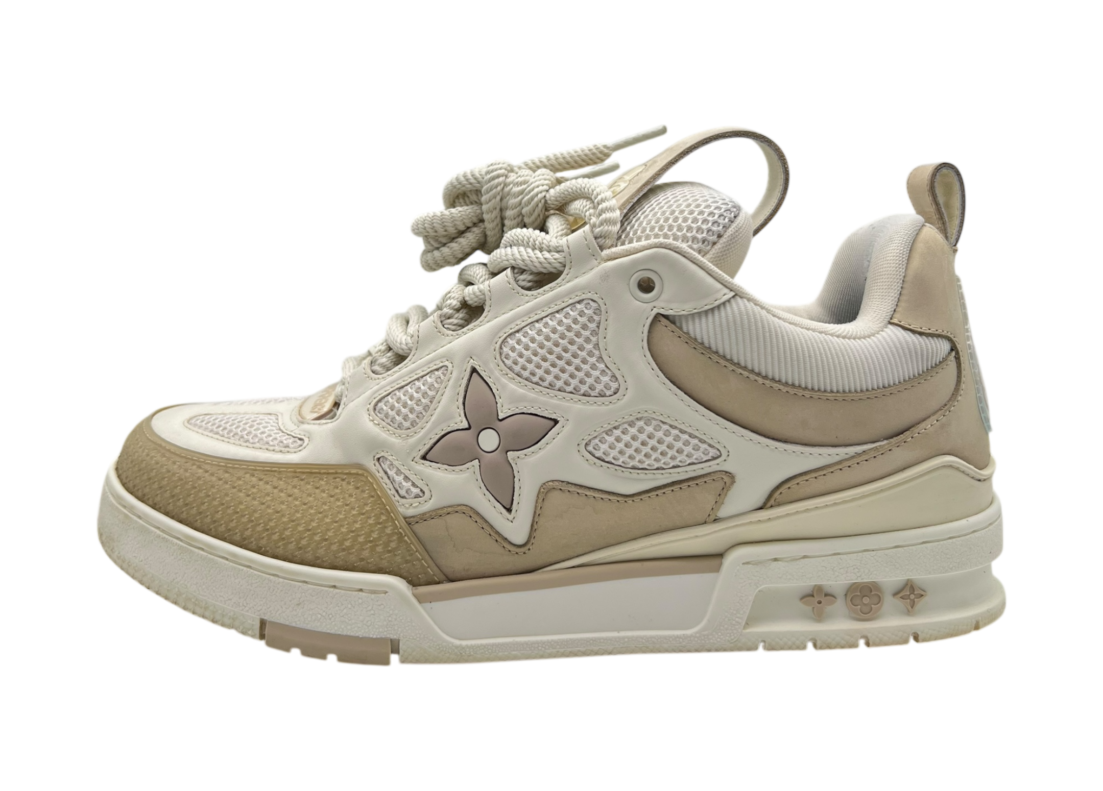Louis Vuitton Skate Beige COND 9/10 (NO BOX)