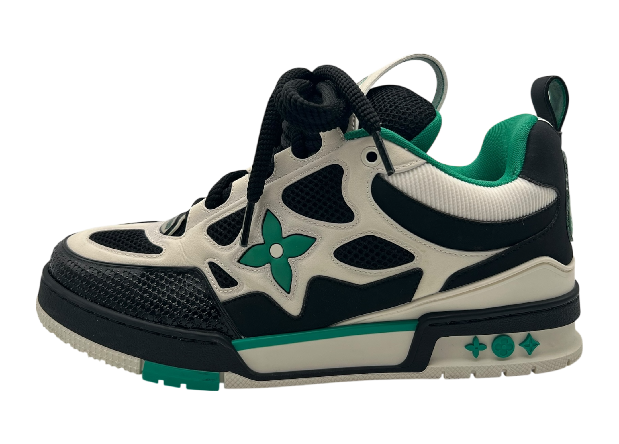 Louis Vuitton Skate Black Green COND 9.5/10 (NO BOX)