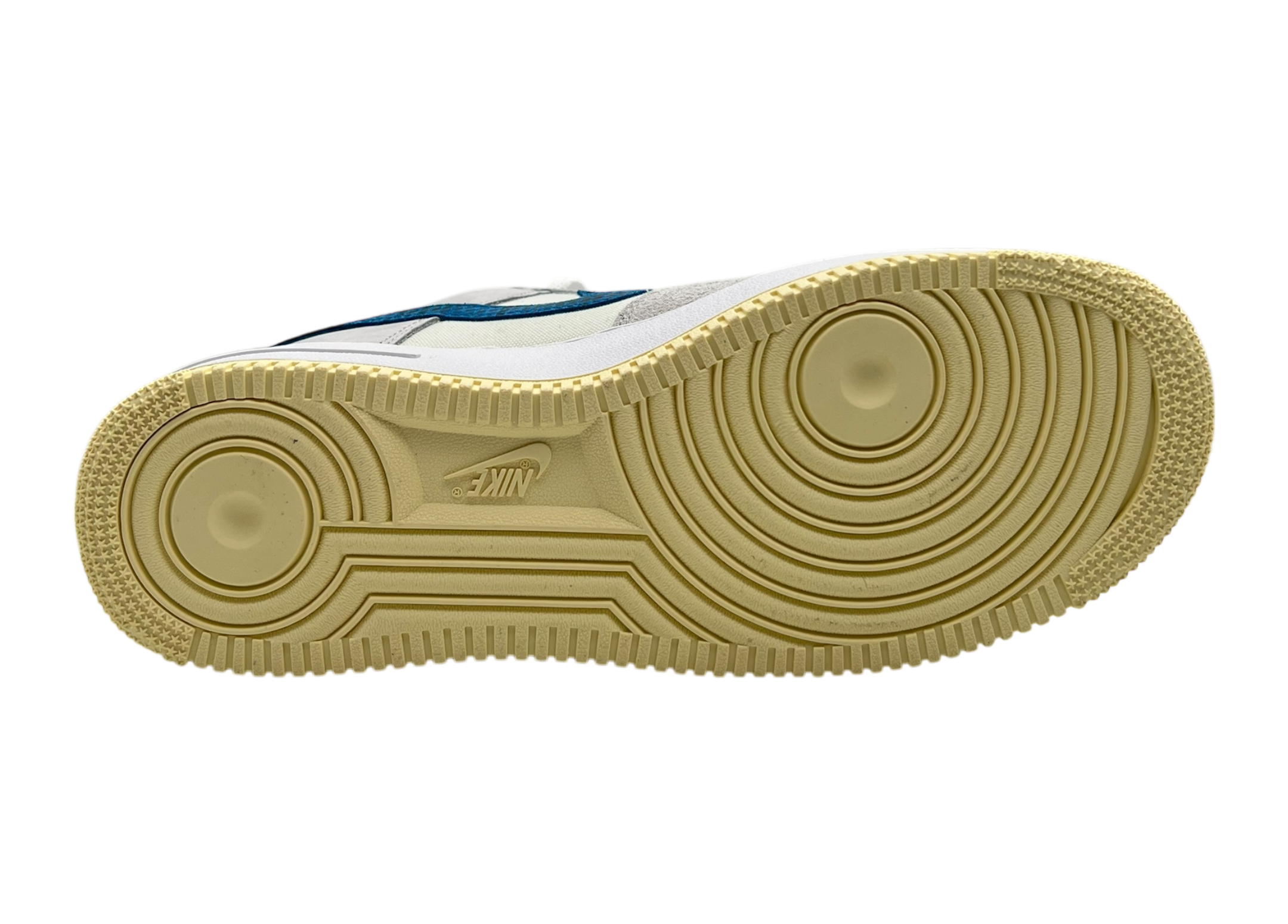 Air Force 1 Low Undefeated COND NEW (NO BOX)