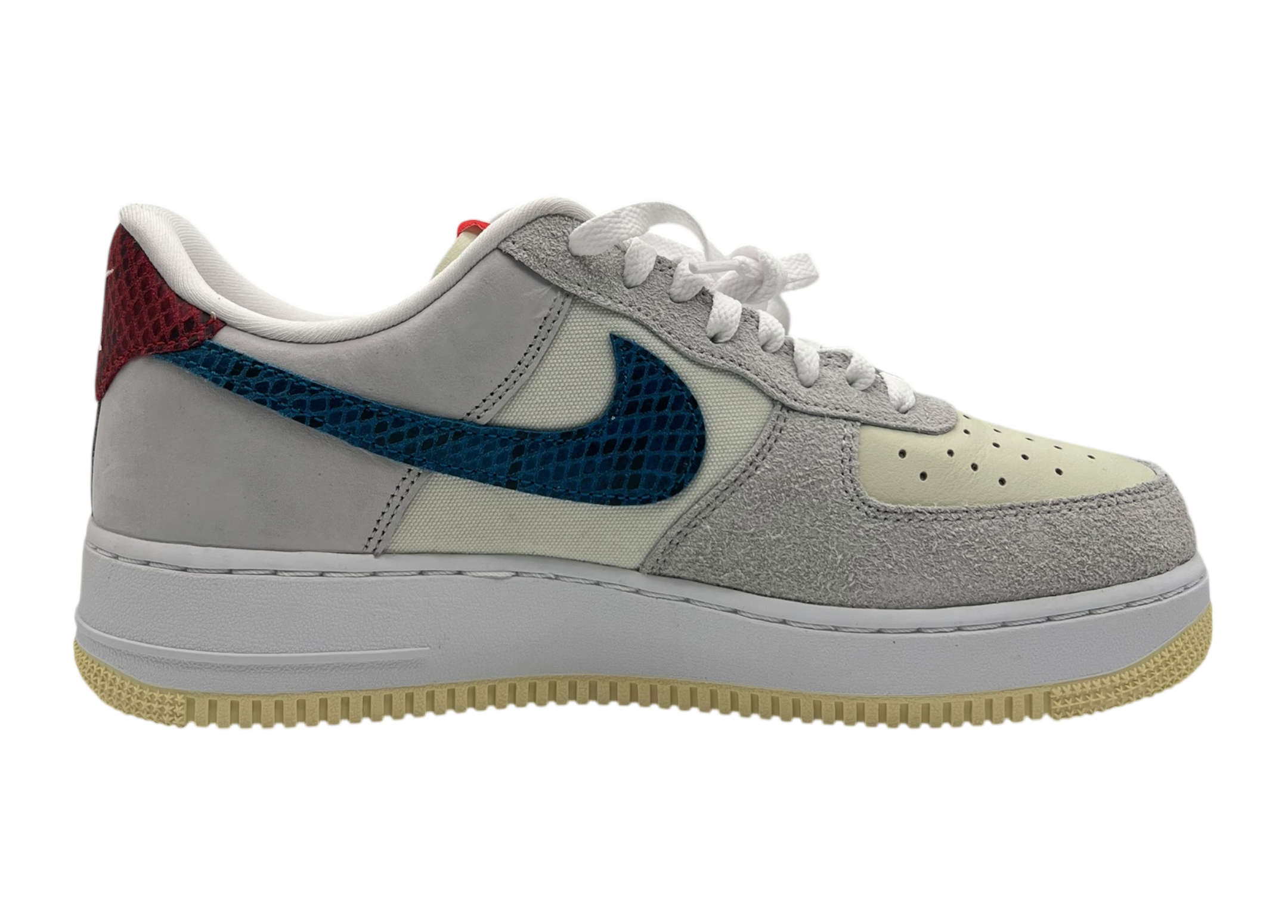 Air Force 1 Low Undefeated COND NEW (NO BOX)