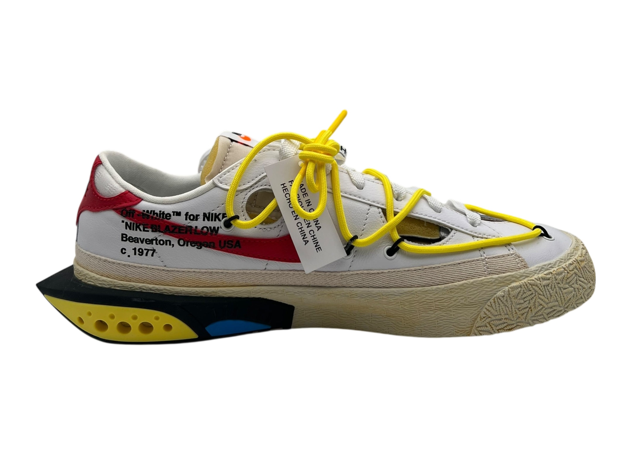 Blazer Low Off-White University Red COND NEW (NO BOX)