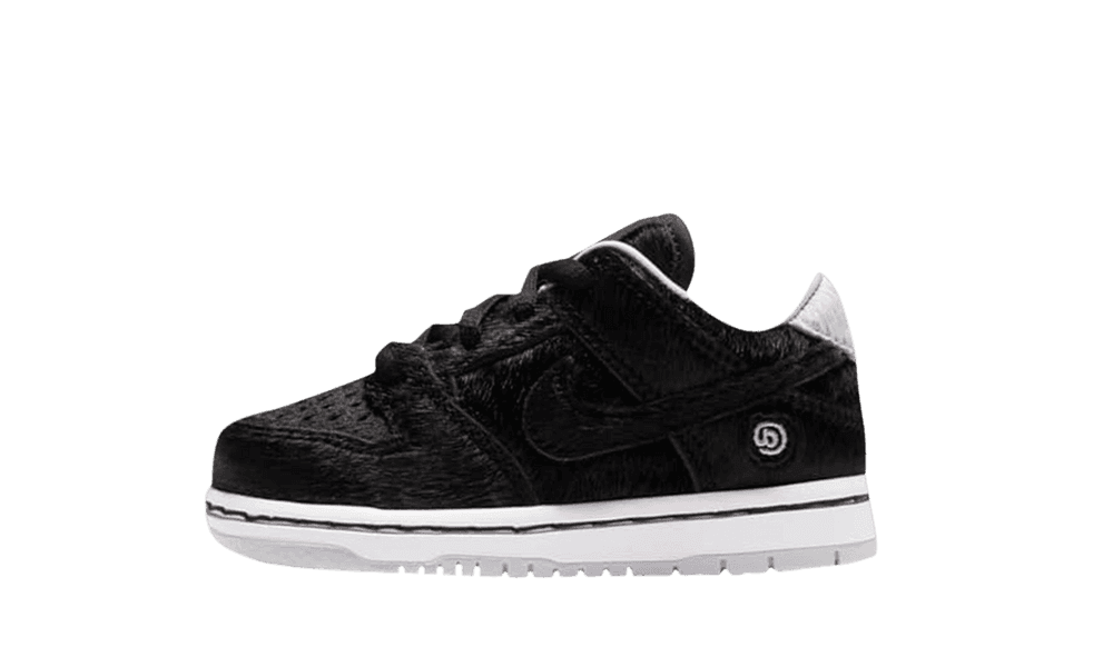 nike sb dunk elite low x medicom